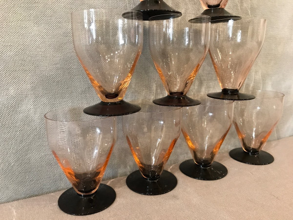 Ensemble de 10 verres Art Déco, vers 1940 légèrement fumé 