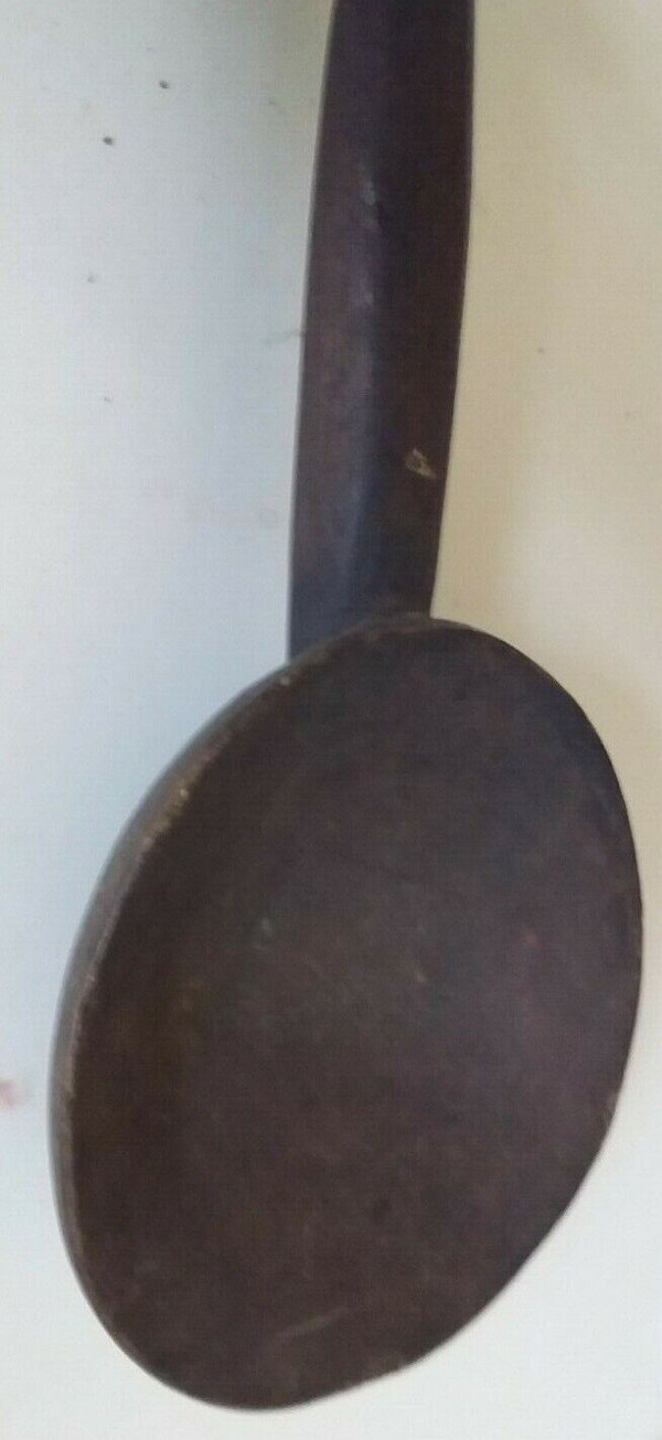 Cuillère cérémonielle wakémia ornée d’un Oiseau Afrique