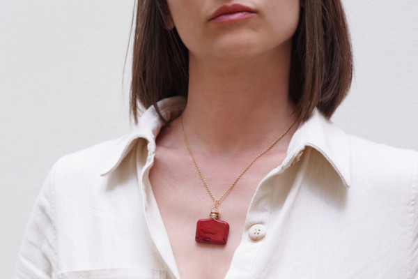 Glass perfume bottle pendant in 18k gold, Antique glass pendant, imitation red jasper