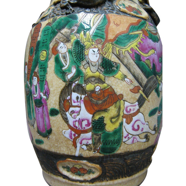 Vase Chinois En Céramique Craquelée De Nankin 19e. Famille Rose. 