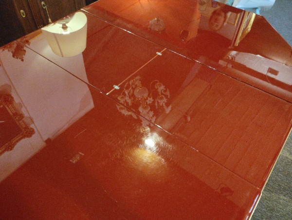 Table - Laque - Rouge Bordeaux - Laiton - v .1970.