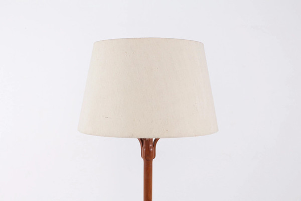 Scandinavian floor lamp