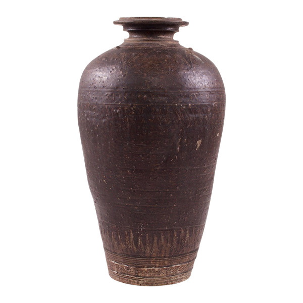 Khmer jar, Angkor.