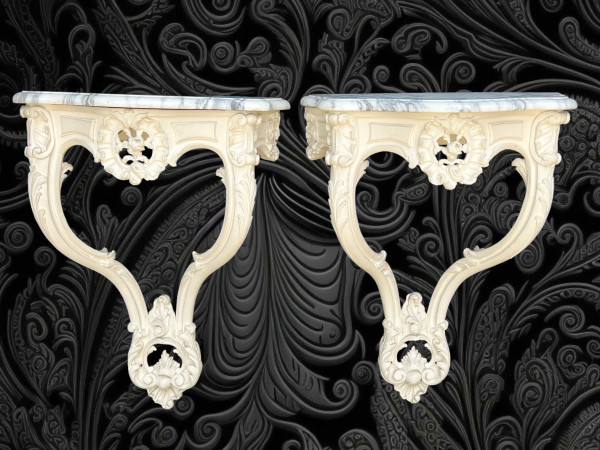 PAIRE DE CONSOLES XIXe EN BOIS SCULPTÉ RECHAMPIES BLANC DE STYLE LOUIS XV