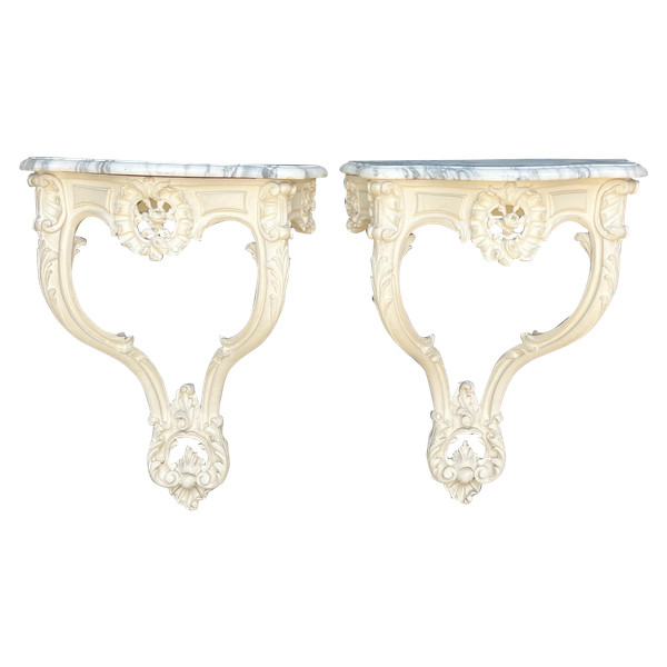 PAIRE DE CONSOLES XIXe EN BOIS SCULPTÉ RECHAMPIES BLANC DE STYLE LOUIS XV