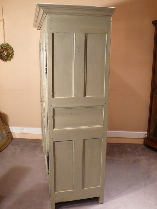 Piccola credenza dipinta in stile Luigi XIV.