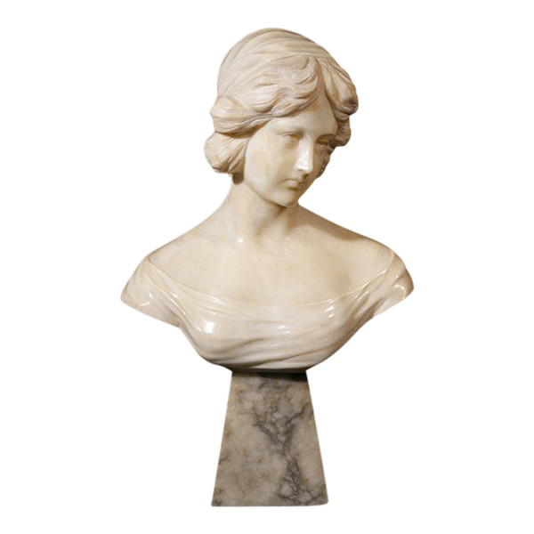 Busto di donna Scultura su marmo