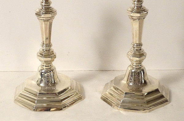 Pair of silver candlesticks Fermiers Généraux Laval André Lasnier Coat of arms 18th century