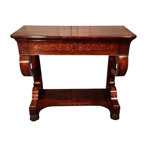 Console d’époque Charles X en acajou et sycomore.