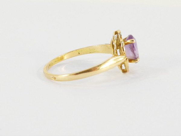 Bague en OR jaune 18 carats avec amethyste