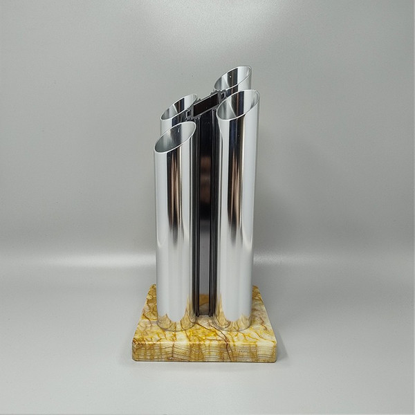 Vase étonnant de l’ère spatiale des années 1970. Fabriqué en Italie