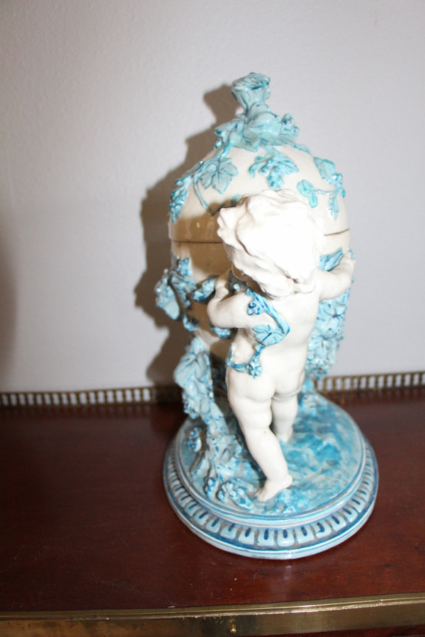 Grande zuccheriera in maiolica del XIX secolo
