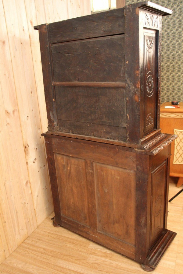 Credenza alta d'epoca In parte del XVII secolo