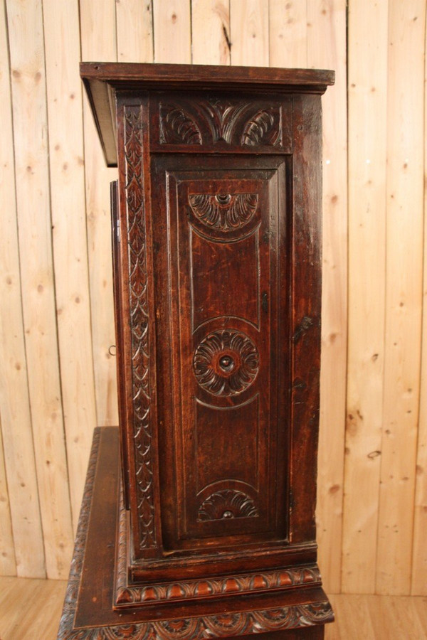 Credenza alta d'epoca In parte del XVII secolo