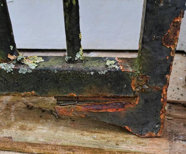 Cancello in ferro rotondo e quadrato del XVIII secolo con 2 persiane