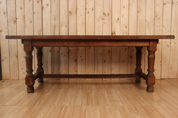 Large Farm Table In Solid Medium Oak