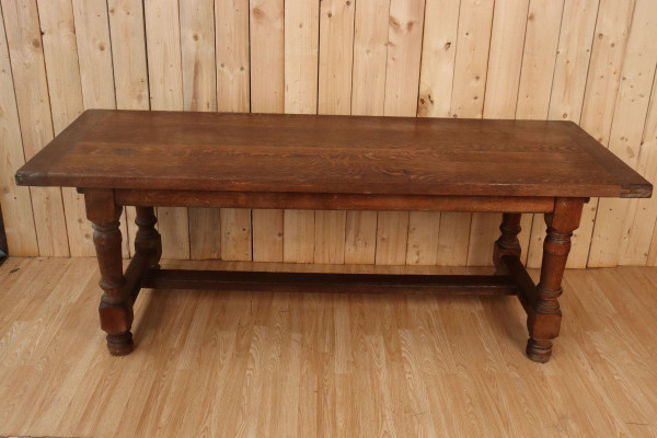 Large Farm Table In Solid Medium Oak