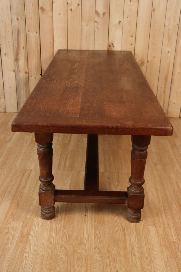 Large Farm Table In Solid Medium Oak