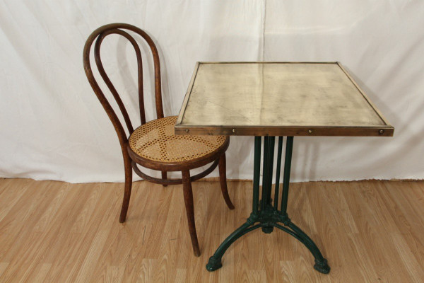 Table Bistrot Début XXème , Plateau En Laiton