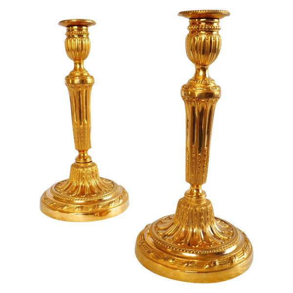 Pair of important Louis XVI ormolu candlesticks - 30cm
