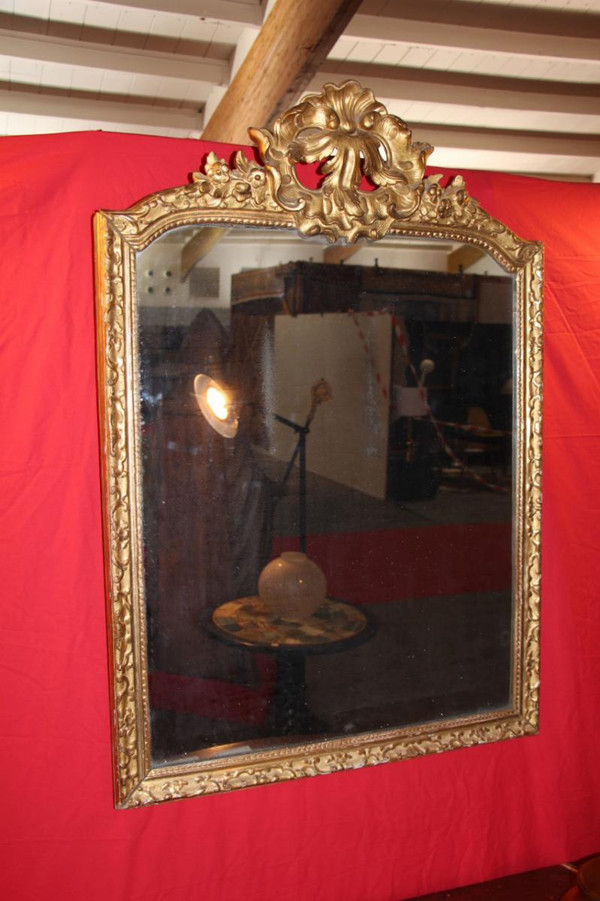 Goldener Holzspiegel aus der Regency-Zeit