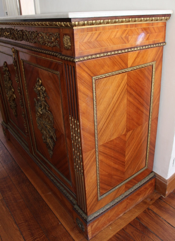 Buffet d'Apparat timbrato con