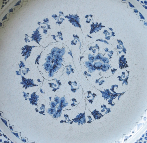 Saint Cloud earthenware dish, late 17th century.