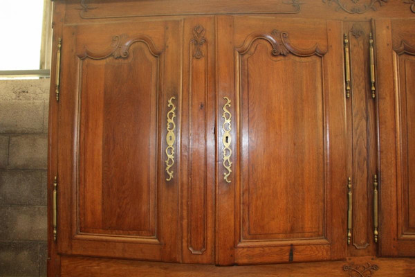 Buffet Due Edifici del Castello 8 Porte del XVIII Secolo