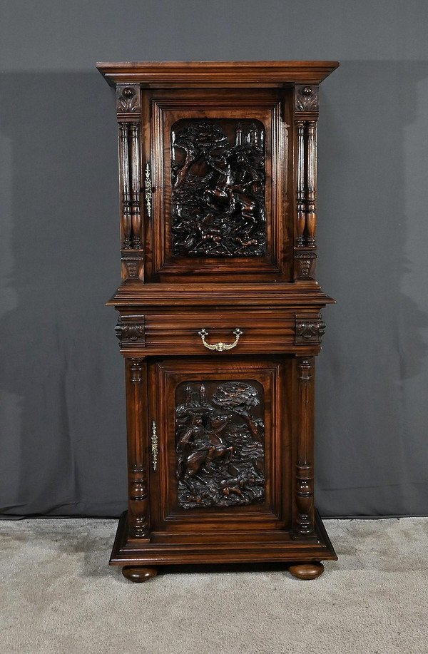 Rare Petit Cabinet Renaissance en Noyer Massif – 2ème partie XIXe