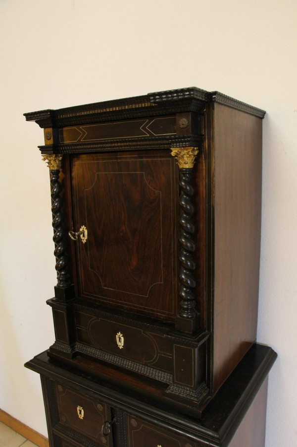 Cabinet XVIIeme En Palissandre Et Filet d'étain