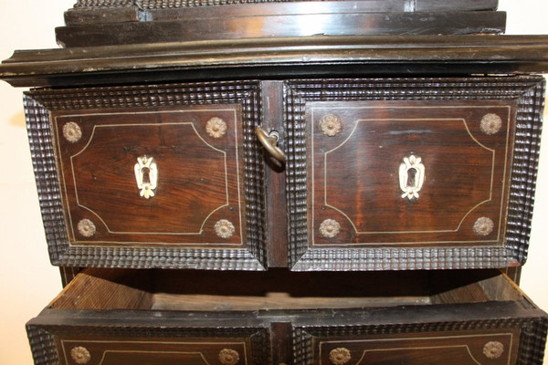 Cabinet XVIIeme En Palissandre Et Filet d'étain