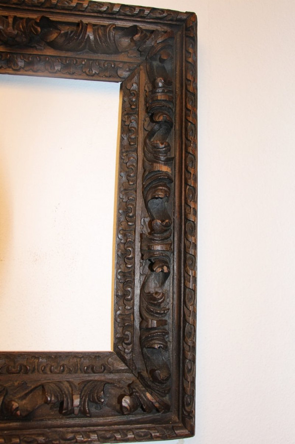 Cadre XVIIeme En Chene Sculpté De Feuilles d'Acanthe