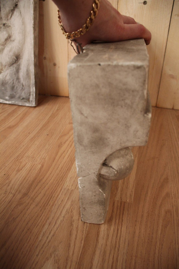 Deux Plâtres d'Atelier De Sculpture