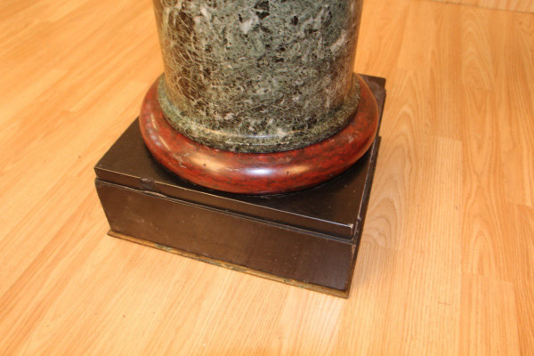 Coppia di colonne in marmo del XIX secolo