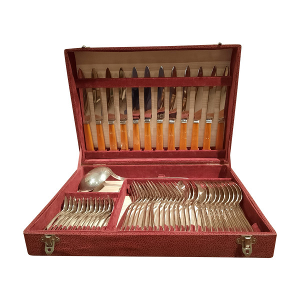 Twentieth century silver-plated household set, Circa 1930.