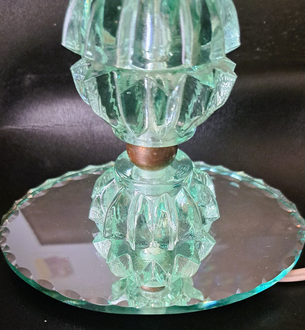 Bedside lamp in green crystal Attributed to Jacques Adnet for Bacarrat