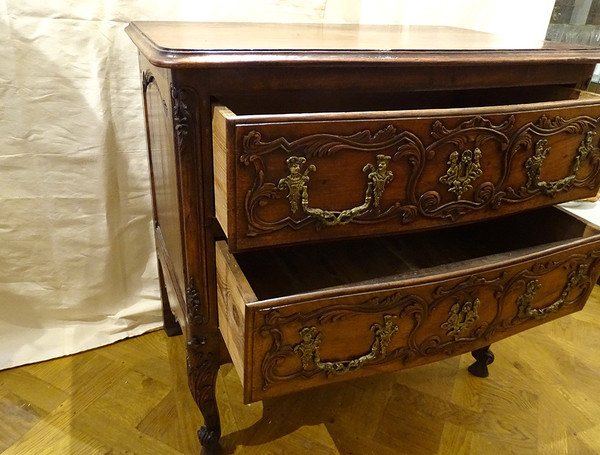 Kleine Kommode Provenzalische Sauteuse Nussbaum Geschnitzt Bronze Muscheln XVIII.