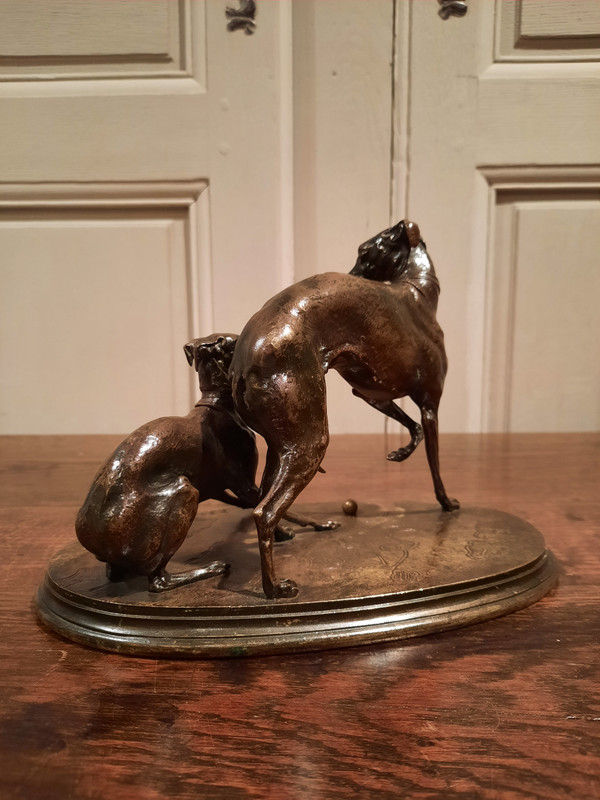 Bronze representing two greyhounds signed P.J. Mène.