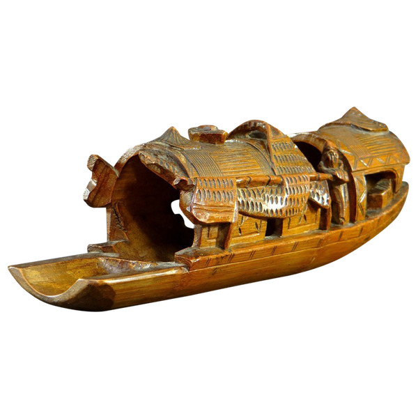 China, 1930s, Bamboo Sculpture of a Jonque Carrying People.