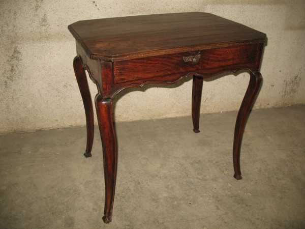 18th century Louis XV elm writing desk with 1 large drawer