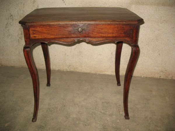 18th century Louis XV elm writing desk with 1 large drawer
