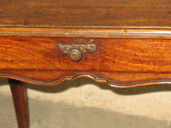 18th century Louis XV elm writing desk with 1 large drawer