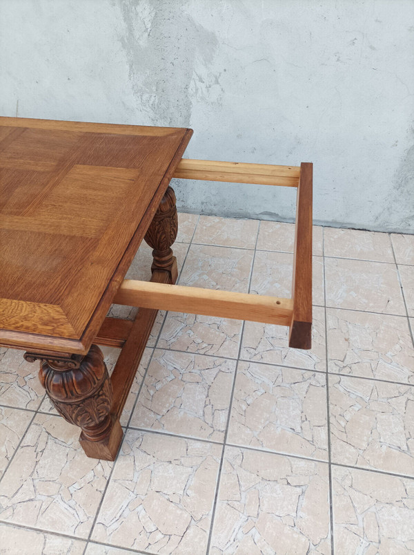 Table style Renaissance en chêne