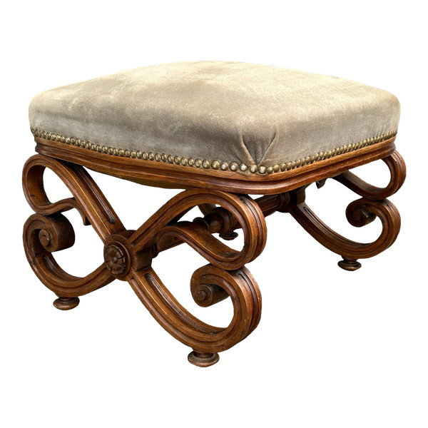 CURVED, FABRIC-COVERED WALNUT TOE / FOOTREST