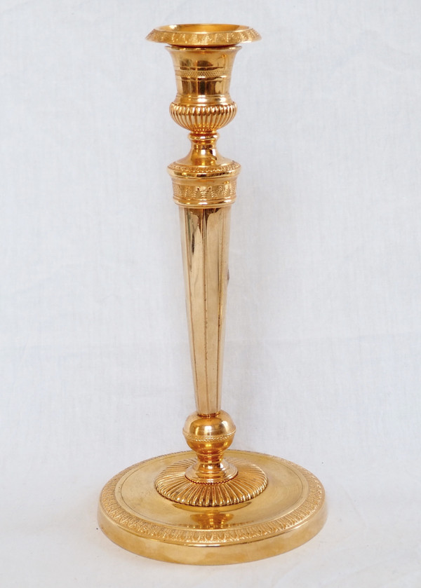 Ravrio - paire de flambeaux d'époque Empire en bronze doré modèle du Château de Fontainebleau