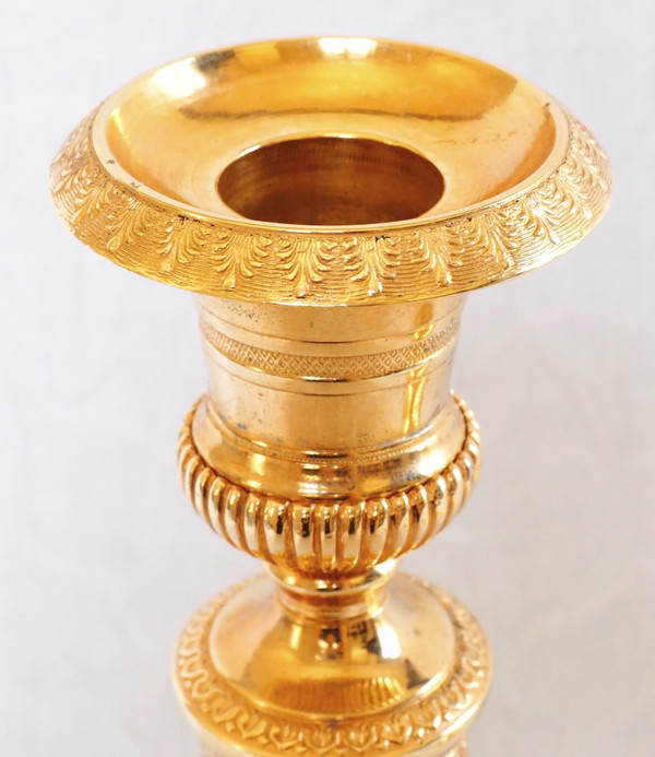 Ravrio - paire de flambeaux d'époque Empire en bronze doré modèle du Château de Fontainebleau