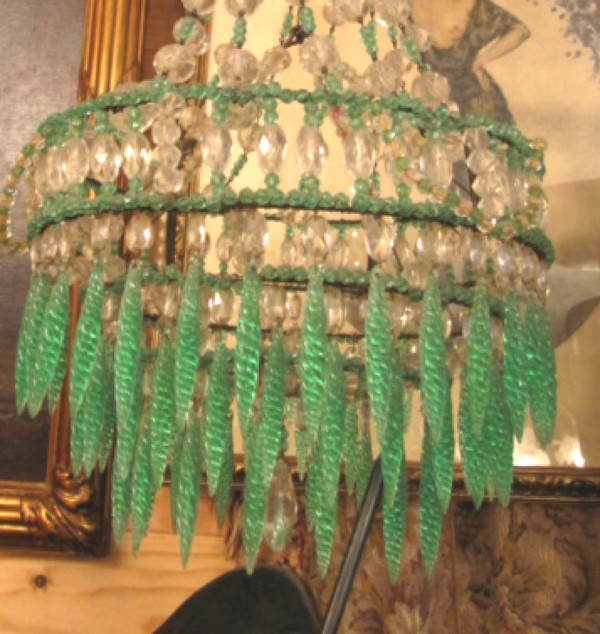 Lampadario in cristallo verde e bianco del XIX secolo