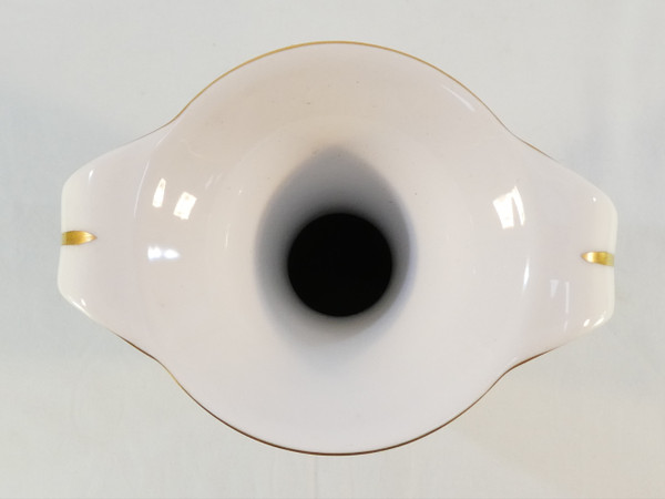 Amphora vase with double handles in white porcelain
