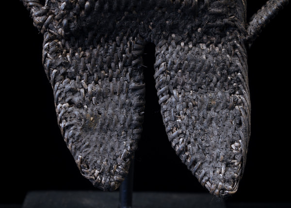 Abelam mouth ornament called Karawut