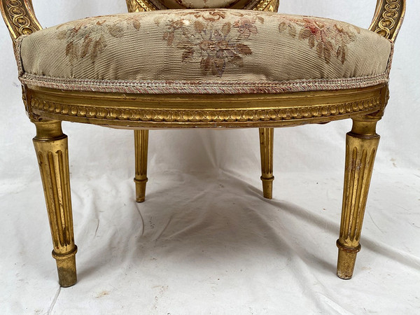 Poltrona in legno dorato in stile Luigi XVI, fine XIX o inizio XX secolo